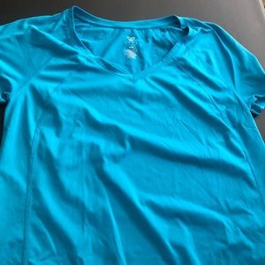 Short sleeve active top